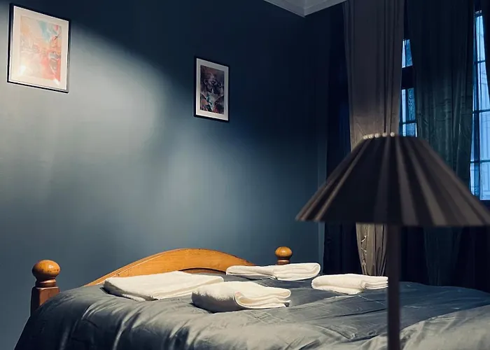 Black Cat Apartment Karlowo